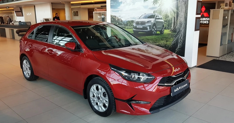 Kia Ceed cena 104900 przebieg: 11678, rok produkcji 2023 z Warszawa małe 137